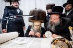 פולע גאלעריע פון די הכנסת ספר תורה דורך ר' ליפא פריעדמאן 