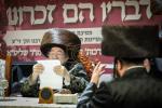 הכרת הטוב פאר די תומכי תורה: די פראכטפולע און געהויבענע שבע ברכות פונעם מכון 'אור פני משה' דחסידי וויזניץ.  