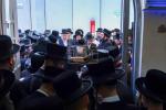 כ"ק אדמו"ר מסערדאהעלי שליט"א איז מתפלל ביים קבר רחל אמנו 