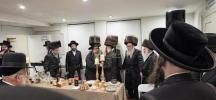 הגה"צ אב"ד סאטמאר וויליאמסבורג שליט"א ביים שבע ברכות לבן העסקן הדגול ר' יואל לאנדא מראשי העסקנים בקהילת סאטמאר