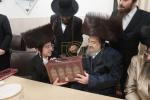 שמחת הבר מצוה פאר אור אייניקל פון הרה"ק רבי יעקב מאיר שעכטער שליט"א נכד לבנו הרה"ג ר' נחמן שכטער ע"ה 