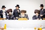 ברית פון אור אייניקל פון כ"ק אדמו"ר מבאבוב שליט"א אצל נכדו הרב ר' שלמה בן הגה"צ הרב ר' חיים שלום חתן אבד"ק סאטמאר בארא פארק