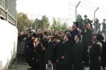 טויזענטער חסידי גור פאראייניגט קעגן די גזירת הגיוס בראשות רבם כ"ק אדמו"ר מגור שליט"א 