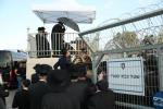 טויזענטער חסידי גור פאראייניגט קעגן די גזירת הגיוס בראשות רבם כ"ק אדמו"ר מגור שליט"א 