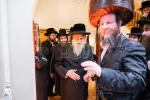 שמחת שבע ברכות בבית הרב רבי יואל יחיאל וואגשאהל שליט"א  נשיא ומייסד המוסד עושה חיל  נערך ע"י הרה"ח הנגיד רבי יחיאל מעכיל טויבער שליט"א עם ראשי הקהלות בביתו  מאנסי ניו יארק   יום ב' לס' שלח לך אנשים
