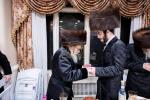 שמחת שבע ברכות בבית הרב רבי יואל יחיאל וואגשאהל שליט"א  נשיא ומייסד המוסד עושה חיל  נערך ע"י הרה"ח הנגיד רבי יחיאל מעכיל טויבער שליט"א עם ראשי הקהלות בביתו  מאנסי ניו יארק   יום ב' לס' שלח לך אנשים