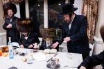 שמחת שבע ברכות בבית הרב רבי יואל יחיאל וואגשאהל שליט"א  נשיא ומייסד המוסד עושה חיל  נערך ע"י הרה"ח הנגיד רבי יחיאל מעכיל טויבער שליט"א עם ראשי הקהלות בביתו  מאנסי ניו יארק   יום ב' לס' שלח לך אנשים