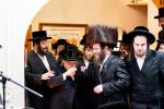 שמחת שבע ברכות בבית הרב רבי יואל יחיאל וואגשאהל שליט"א  נשיא ומייסד המוסד עושה חיל  נערך ע"י הרה"ח הנגיד רבי יחיאל מעכיל טויבער שליט"א עם ראשי הקהלות בביתו  מאנסי ניו יארק   יום ב' לס' שלח לך אנשים