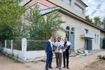 היסטארישע סיביר'ע שול קערט זיך צוריק צו די אייגנטימער