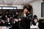 געהויבענער מעמד הנחת אבן הפינה פארן נייעם בנין המפואר ישיבה גדולה תורת משולם פייש ד'טאהש - ניו יארק 