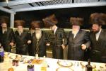 כ"ק אדמו"ר מצאנז שליט"א ביים שבע ברכות בבית גאב"ד רמת שלמה