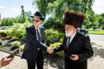 חנוכת בניני המוסדות צוזאמען מיט שמחת השבע ברכות בחצר הקודש סקווירא