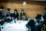געהויבענע ביקור חיזוק דורך כ"ק אדמו"ר מקרעטשניף-כפר עטה שליט"א ביי תלמידי שיעור ד' דשיכון סקווירא, וועלכע וויילן אין די טעג אויף א נסיעה אין ארה"ק