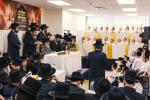 חומש סעודה אין סאטמאר מאנטריאל בראשות כ"ק אדמו"ר מסאטמאר שליט"א 