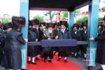 לאנדאן - חנוכת הבית און הכנסת ספר תורה אין וויזניץ 