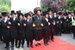 לאנדאן - חנוכת הבית און הכנסת ספר תורה אין וויזניץ 