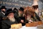 לאנדאן - חנוכת הבית און הכנסת ספר תורה אין וויזניץ 