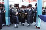 לאנדאן - חנוכת הבית און הכנסת ספר תורה אין וויזניץ 