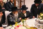 כ"ק אדמו"ר מסאטמאר שליט"א אין מאנטריאל ביי חתימות שטרות ביי הרבני הנכבד ר' ברוך אבערלענדער הי"ו