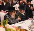 כ"ק אדמו"ר מסאטמאר שליט"א אין מאנטריאל ביי חתימות שטרות ביי הרבני הנכבד ר' ברוך אבערלענדער הי"ו