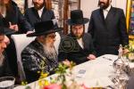 כ"ק אדמו"ר מסאטמאר שליט"א אין מאנטריאל ביי חתימות שטרות ביי הרבני הנכבד ר' ברוך אבערלענדער הי"ו
