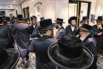 כ"ק אדמו"ר מסאטמאר שליט"א ביי תפלת שחרית און לערנען מיט די קינדער אין מאנטריאל