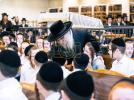 כ"ק אדמו"ר מסאטמאר שליט"א ביי תפלת שחרית און לערנען מיט די קינדער אין מאנטריאל