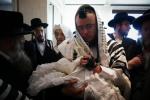 הרה"ק רבי יעקב מאיר שעכטער שליט"א ביי שמחת הברית לנכד הרבני הנגיד ר' שמאול הארוויץ הי"ו