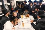 כ"ק אדמו"ר מסאטמאר שליט"א באזוכט ביי נדיבים בעם אין מאנטריאל