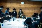 געהויבענע ביקור חיזוק דורך כ"ק אדמו"ר מקרעטשניף-כפר עטה שליט"א בקרב תלמידי שיעור ד' דשיכון סקווירא, וועלכע וויילן אין די טעג אויף א נסיעה אין ארה"ק 