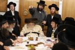 שידוך שליסן פון אייניקל פון כ"ק אדמו"ר מתולדות אברהם יצחק שליט"א 