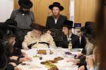 שידוך שליסן פון אייניקל פון כ"ק אדמו"ר מתולדות אברהם יצחק שליט"א 