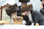 פולע גאלעריע: יארצייט אין חצר הקודש צאנז