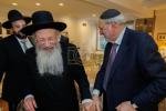 נאך אכצן באדייטנדע טעג, האט זיך געשלאסן די לעצטע "קרן עולם התורה" קאמפיין אין אמעריקע, ביי א מסיבה אין מאנהעטן אינעם שטוב פון הנגיד ר' שמעון גליק אויפן אפער וועסט סייד.