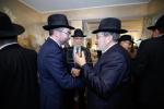נאך אכצן באדייטנדע טעג, האט זיך געשלאסן די לעצטע "קרן עולם התורה" קאמפיין אין אמעריקע, ביי א מסיבה אין מאנהעטן אינעם שטוב פון הנגיד ר' שמעון גליק אויפן אפער וועסט סייד.