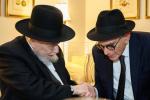 נאך אכצן באדייטנדע טעג, האט זיך געשלאסן די לעצטע "קרן עולם התורה" קאמפיין אין אמעריקע, ביי א מסיבה אין מאנהעטן אינעם שטוב פון הנגיד ר' שמעון גליק אויפן אפער וועסט סייד.