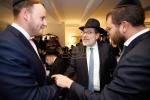 נאך אכצן באדייטנדע טעג, האט זיך געשלאסן די לעצטע "קרן עולם התורה" קאמפיין אין אמעריקע, ביי א מסיבה אין מאנהעטן אינעם שטוב פון הנגיד ר' שמעון גליק אויפן אפער וועסט סייד.