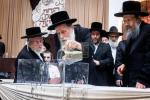באזוך פון כ"ק אדמו"ר מבאבוב 45 שליט"א אין שטאט לאנדאן - חלק א'