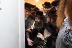 כ"ק אדמו"ר מתולדות אברהם יצחק שליט"א באזוכט אין הר יונה