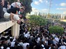 ארץ ישראלדיגע מקובל פון נתניה, הרב עמוס גואטה ז"ל, איז דערשטאכן געווארן צום טויט ה"י היינט מיטוואך צופרי ווען א רוצח איז אריינגעקומען אין זיין בית המדרש און אים געשטאכן צום טויט.