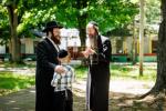 ערשטע טאג אין מחנות רב טוב