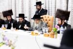 שבע ברכות בבית הרב הערשל שטערן בראשות כ"ק אדמו"ר מסאטמאר שליט"א