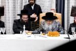 שבע ברכות בבית הרב הערשל שטערן בראשות כ"ק אדמו"ר מסאטמאר שליט"א 