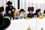 שבע ברכות בבית הרב הערשל שטערן בראשות כ"ק אדמו"ר מסאטמאר שליט"א 