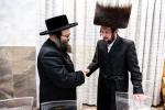 שבע ברכות בבית הרב הערשל שטערן בראשות כ"ק אדמו"ר מסאטמאר שליט"א 