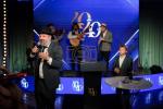 א היסטארישע מעמד הוקרה אין מאסקווע אפצומערקן אכציג יאר פון גבורה און שליחות 