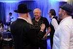 א היסטארישע מעמד הוקרה אין מאסקווע אפצומערקן אכציג יאר פון גבורה און שליחות 