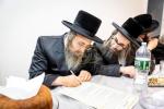 כ"ק אדמו"ר מבאבוב &ndash; 45 שליט"א באזוכט אין יוניאן