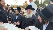 קידוש השם: עצרת 'זעקת התורה' מיטן באטייליגונג פון הונדערטער וויזניצע אינגעלייט לערנען קעגן איבער די אפיס פון די יועמשי"ת