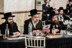 מעמד "דרדקי" לטובת מוסדות צאן יוסף פאפא- ספעציעלע פאנעלן משך די גאנצע צייט מיט אלע ראשי מערכת החינוך והמוסד ברוחני וגשמי, אנגעפירט דורך ר' יצחק שלמה דרעזדנער